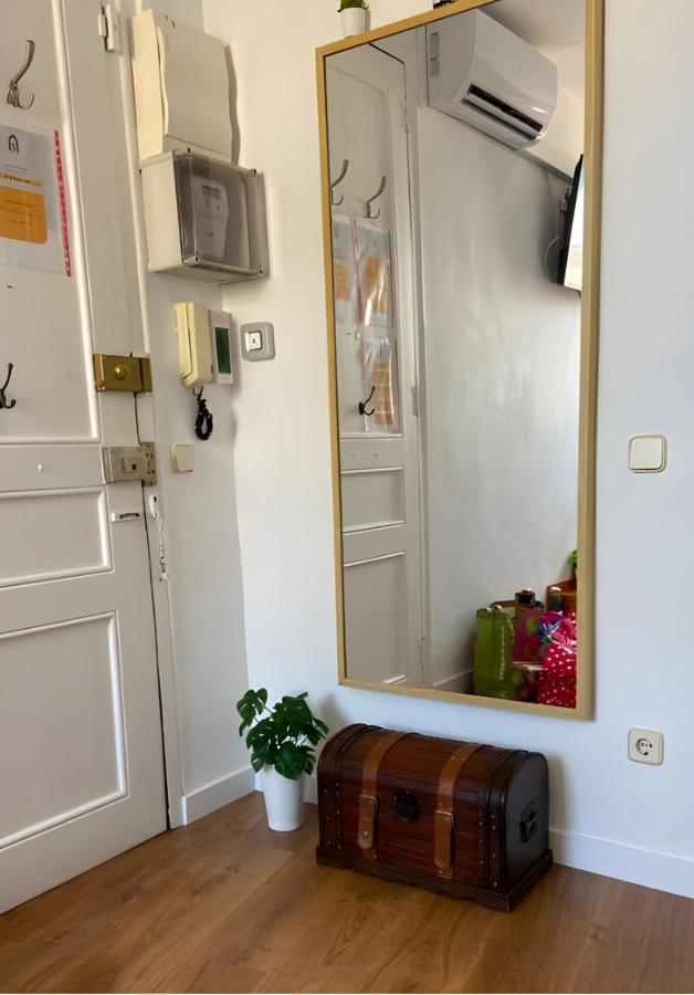 Cozy Studio with Amazing Terrace near Plaza España Barcellona Esterno foto